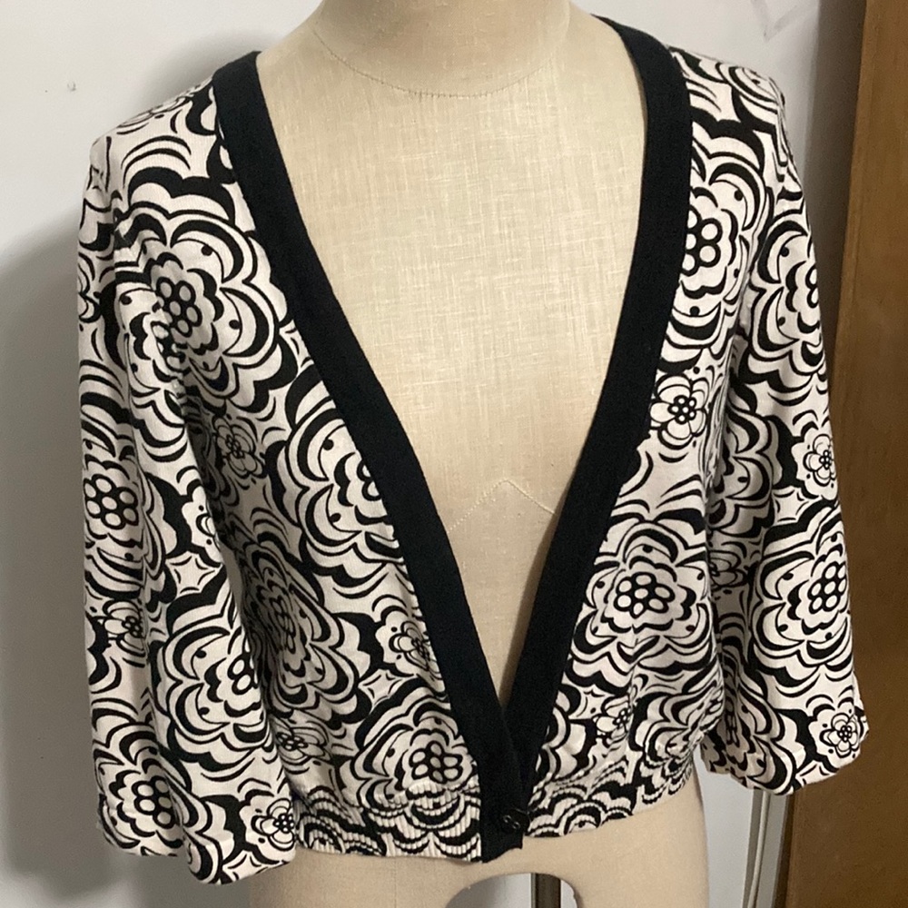 Christopher &Banks women’s sweater cardigan size med